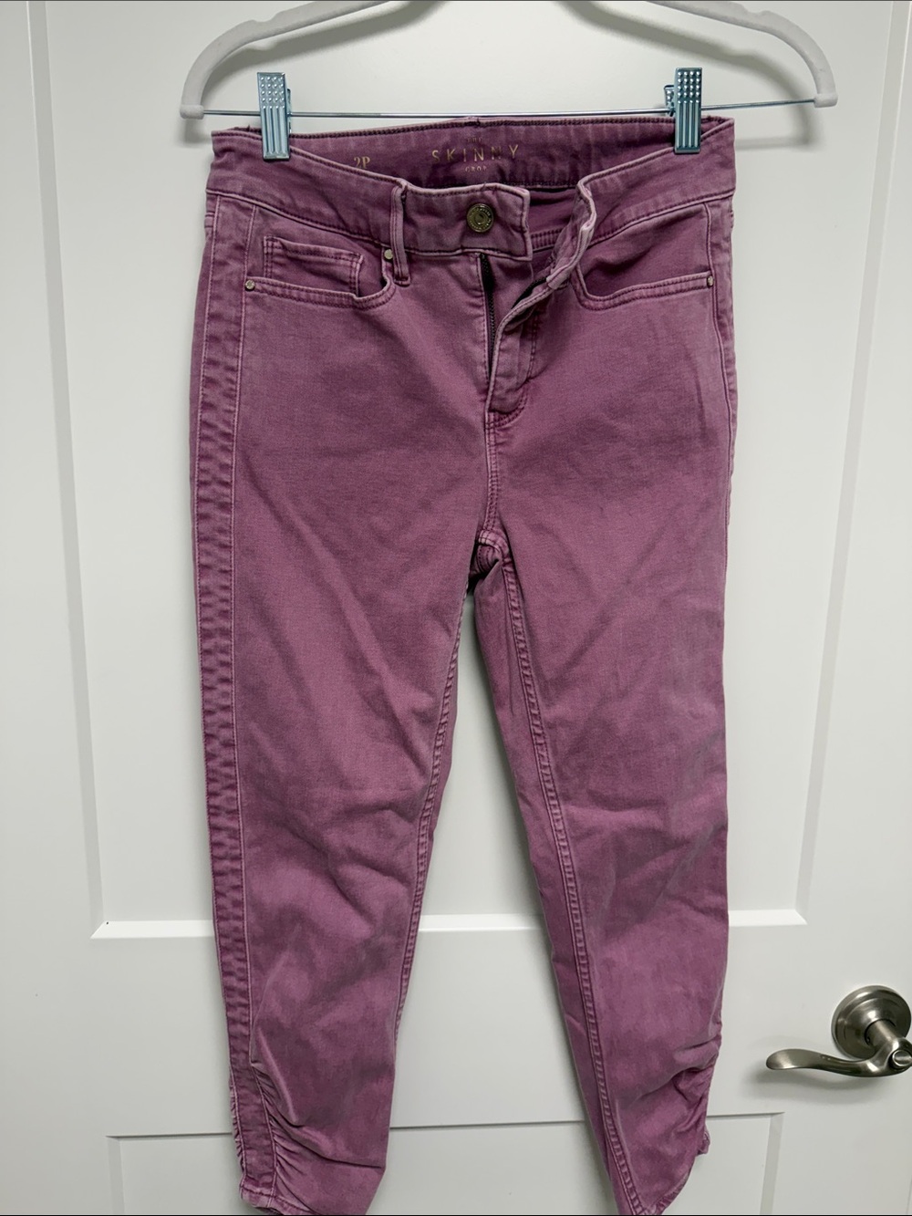 WHBM mauve The Skinny Crop Jean high- rise 2P